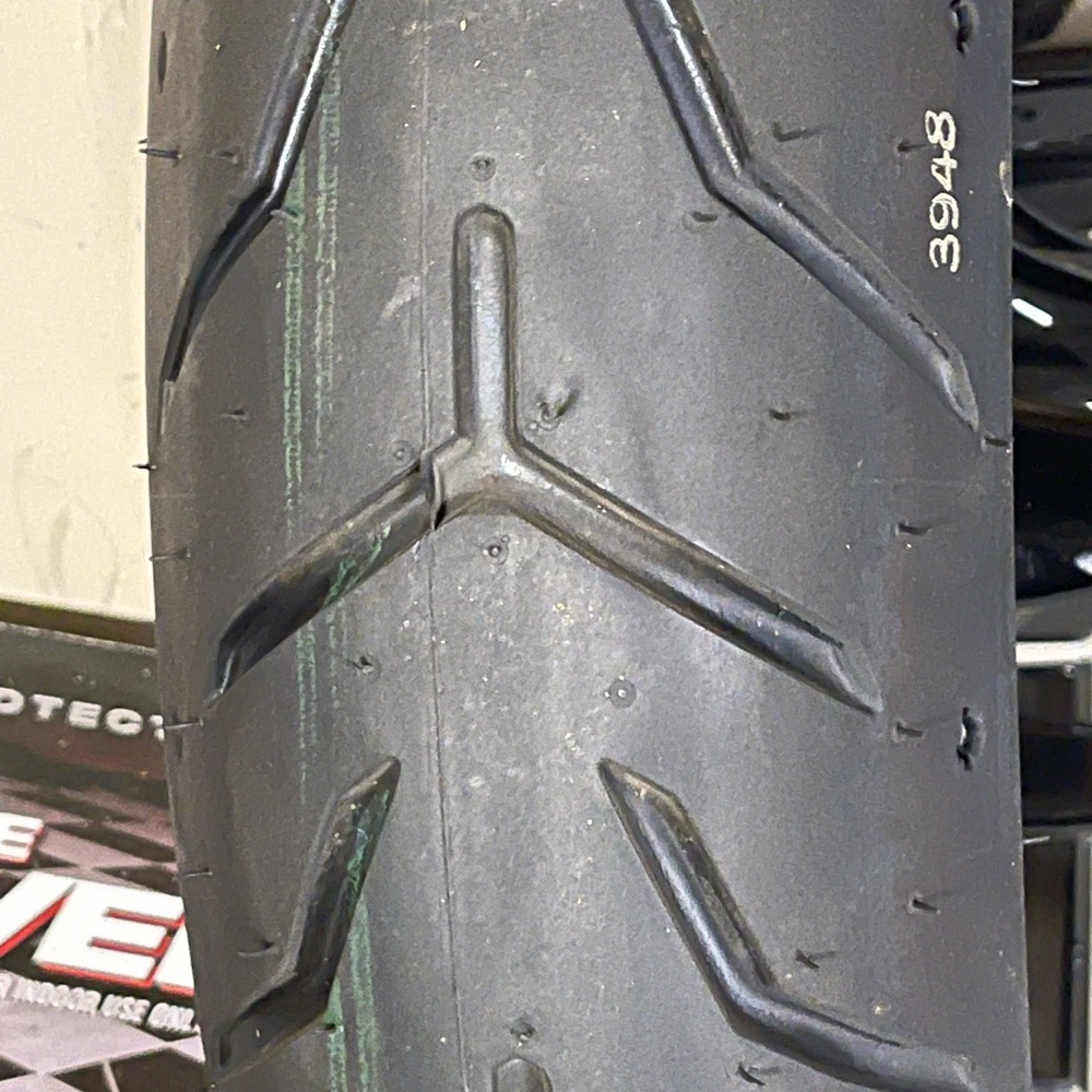 Brand new 19 inch Harley Davidson Street glide special front tire, and 18’ rim.